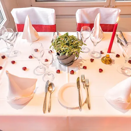 Otel Restaurant Moeve *